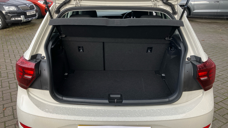 Volkswagen Polo 1.0 Life 5dr Petrol Hatchback